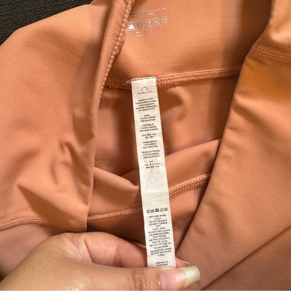 Varley ‘Boden’ Laser Cut Leggings in ‘Cameo’ Peach Pink Size Small - Picture 15 of 16